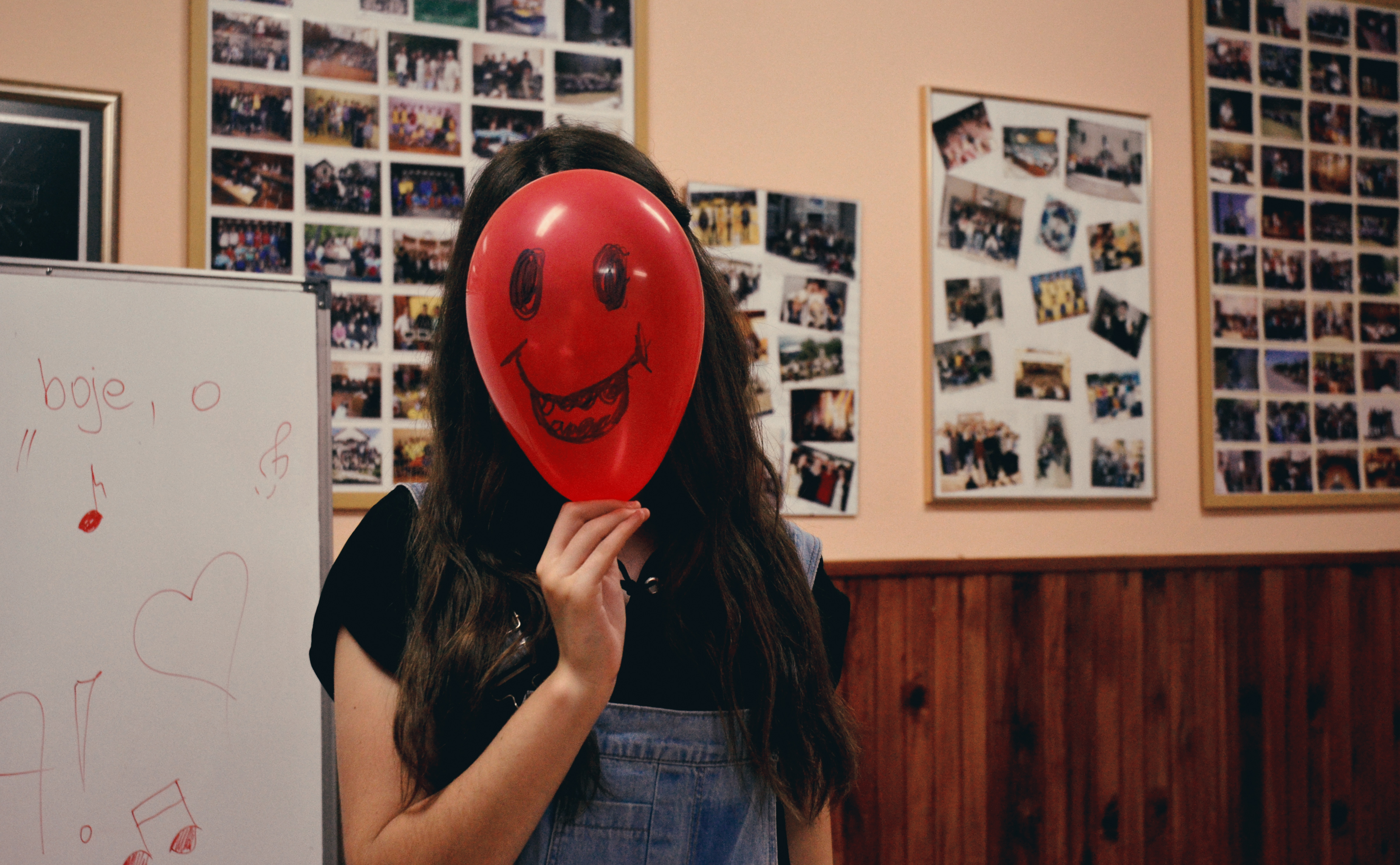 happy balloon face.jpeg